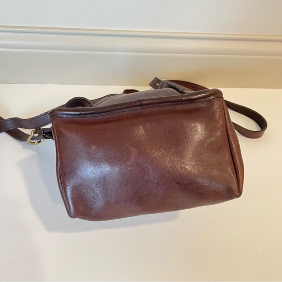 Vintage Chocolate Brown Leather Back Pack Book Bag Coach 9960 Purse Turnlock - Picture 11 of 16